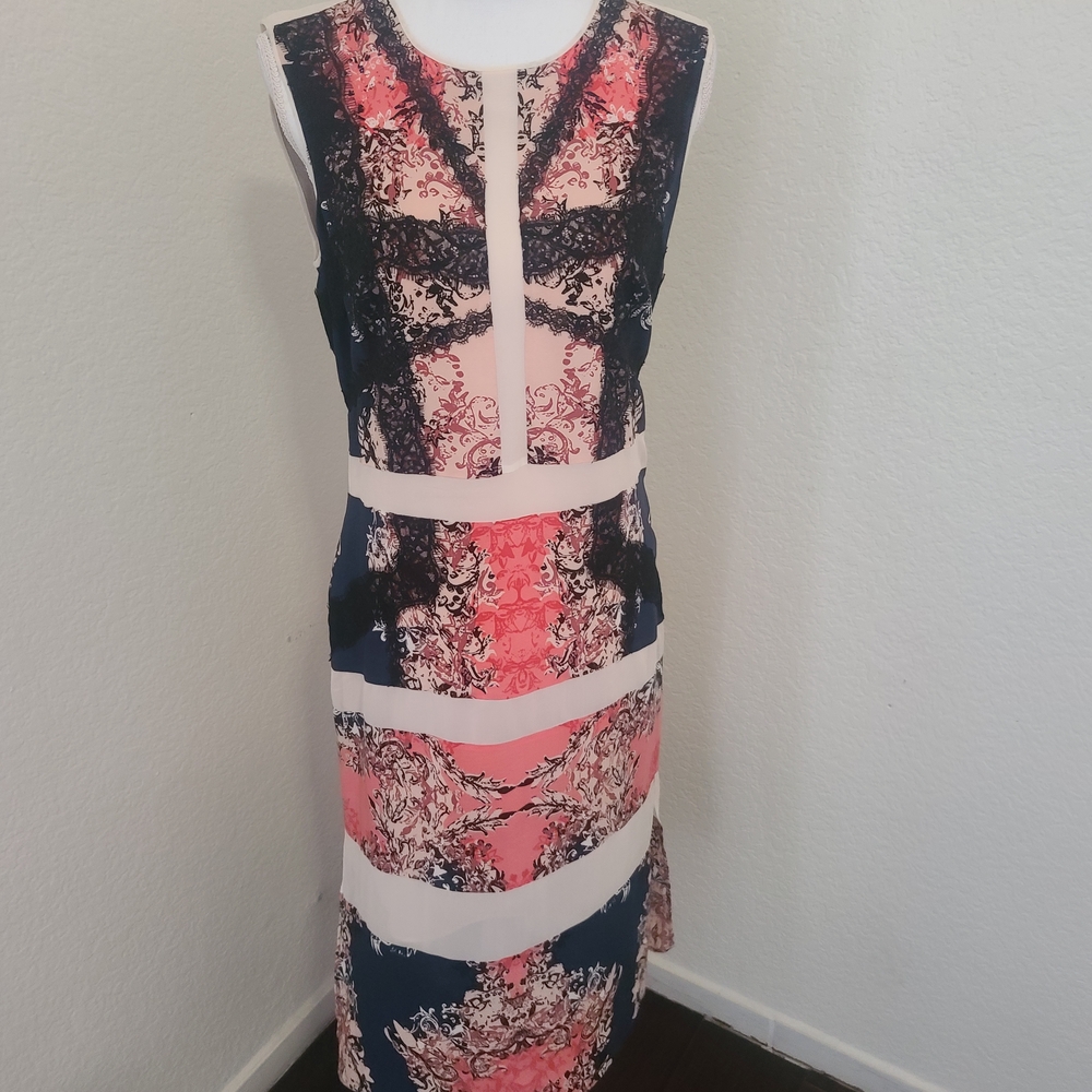 Elegant Pink and Navy Lace Dress